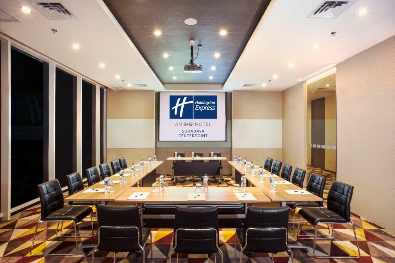 Holiday Inn Express Surabaya Centerpoint By Ihg Exteriör bild