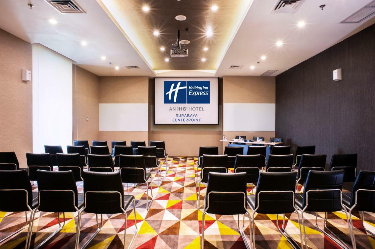 Holiday Inn Express Surabaya Centerpoint By Ihg Exteriör bild